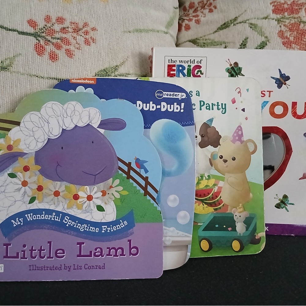 Little Lamb Board Book - Purple Lamb Springtime